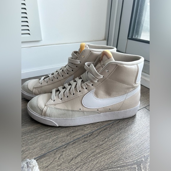 Women’s Nike Blazer mid ‘77 next nature - Picture 2 of 4
